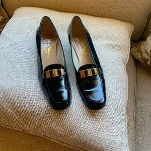 Beautiful designer shoes, size 9 1/2